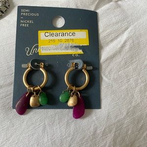Universal thread semi precious earrings